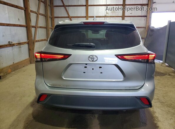 5TDHZRBH7MS088872 2021 TOYOTA HIGHLANDER Silver Հետևի տեսք