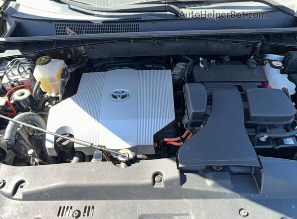 5TDJGRFH6JS050207 2018 TOYOTA LE Silver Սալոնի դիմացի տեսք
