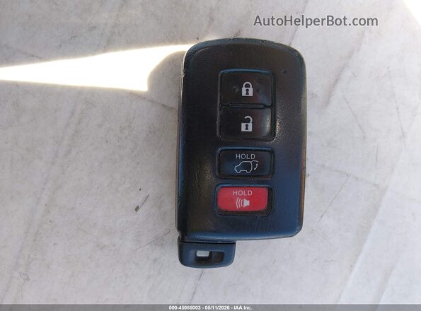 5TDJKRFH2GS305894 2016 TOYOTA LE White Dashboard view