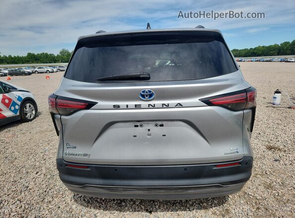 5TDJRKEC6MS039901 2021 TOYOTA SIENNA Silver Вид ззаду