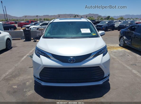 5TDJRKEC7PS158528 2023 TOYOTA SIENNA White ხელსაწყოთა პანელის ხედი