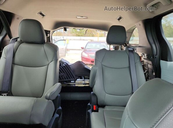 5TDJSKFC2SS215360 2025 TOYOTA LE Gray Vista de los asientos traseros