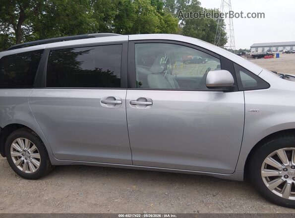 5TDJZ3DC1HS184146 2017 TOYOTA SIENNA Silver Vista interior de 360 grados