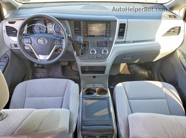 5TDJZ3DC2LS251362 2020 TOYOTA SIENNA Silver Widok deski rozdzielczej