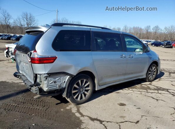 5TDJZ3DC2LS251362 2020 TOYOTA SIENNA Silver Tył prawy
