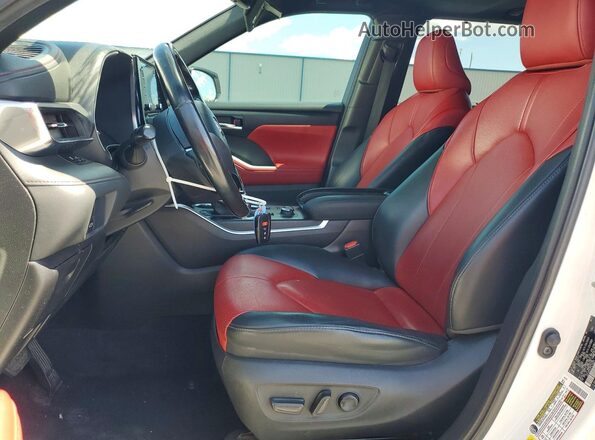 5TDJZRBH7MS134282 2021 TOYOTA HIGHLANDER Белый Вид салона спереди