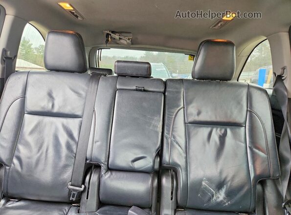 5TDJZRFH0JS539888 2018 TOYOTA HIGHLANDER Silver Widok tylnych siedzeń