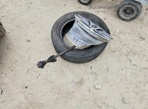 5TDJZRFH0JS539888 2018 TOYOTA HIGHLANDER Silver Widok naklejki z numerem VIN