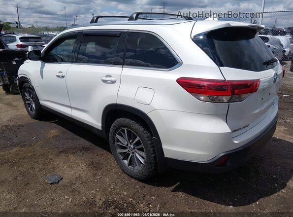 5TDJZRFH0KS993348 2019 TOYOTA LE White 