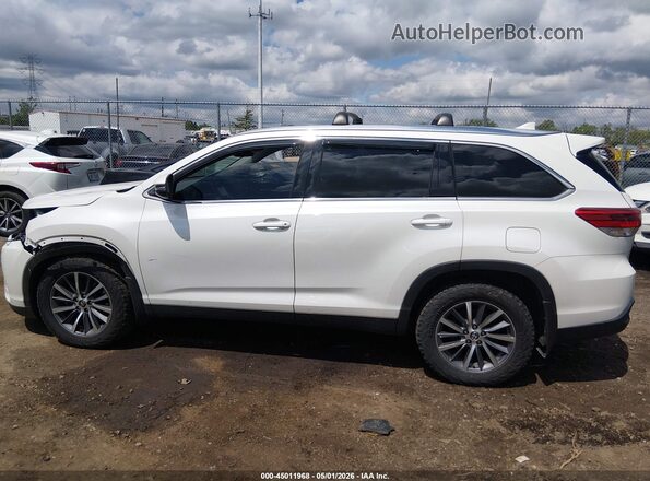 5TDJZRFH0KS993348 2019 TOYOTA LE White 
