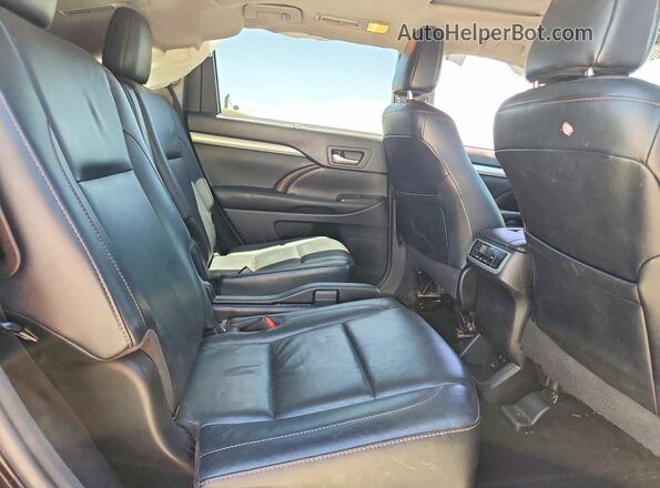 5TDJZRFH1JS829492 2018 TOYOTA HIGHLANDER Black 