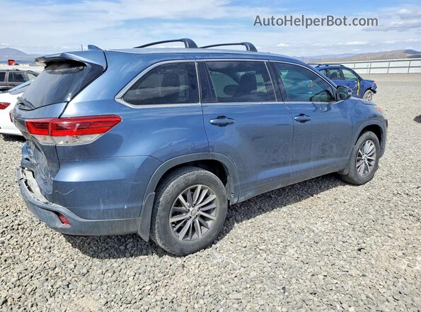 5TDJZRFH2HS469918 2017 TOYOTA HIGHLANDER Blue 