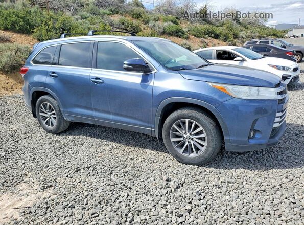 5TDJZRFH2HS469918 2017 TOYOTA HIGHLANDER Blue 