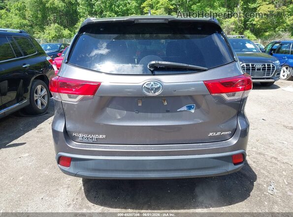 5TDJZRFH2HS473841 2017 TOYOTA HIGHLANDER Gray 