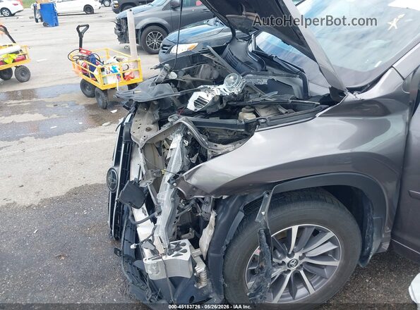 5TDJZRFH2JS866020 2018 TOYOTA HIGHLANDER Бежевый 