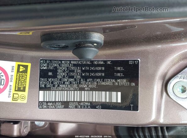 5TDJZRFH3HS386773 2017 TOYOTA HIGHLANDER Gray Engine compartment view