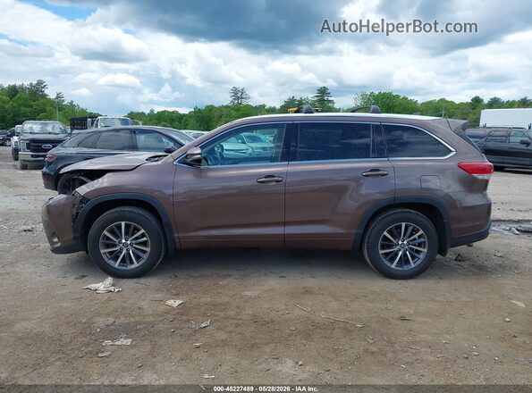 5TDJZRFH3HS386773 2017 TOYOTA HIGHLANDER Gray 