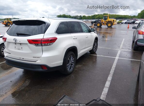 5TDJZRFH3HS508242 2017 TOYOTA HIGHLANDER White 