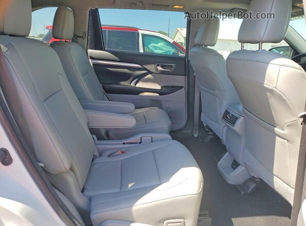 5TDJZRFH3JS532451 2018 TOYOTA HIGHLANDER White 