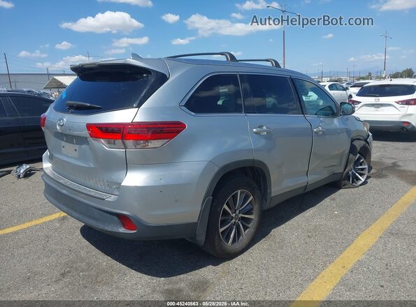 5TDJZRFH4KS588089 2019 TOYOTA HIGHLANDER Silver Հետևի աջ