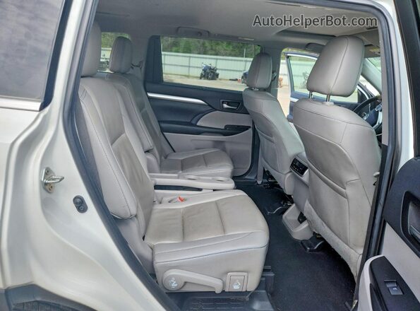 5TDJZRFH5KS612710 2019 TOYOTA LE Белый Вид задней части салона