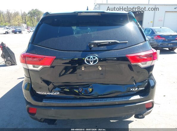 5TDJZRFH6HS375024 2017 TOYOTA LE Black 
