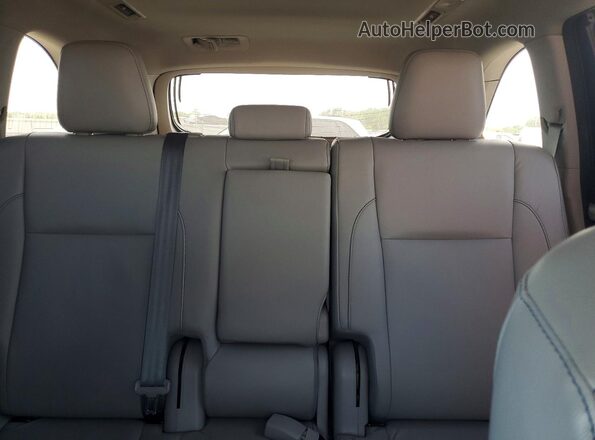 5TDJZRFH6JS529673 2018 TOYOTA HIGHLANDER Gray Вид задніх сидінь