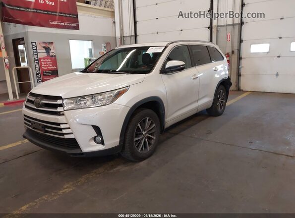 5TDJZRFH6JS846742 2018 TOYOTA HIGHLANDER White წინა მარცხენა ხედი სამი მეოთხედიდან