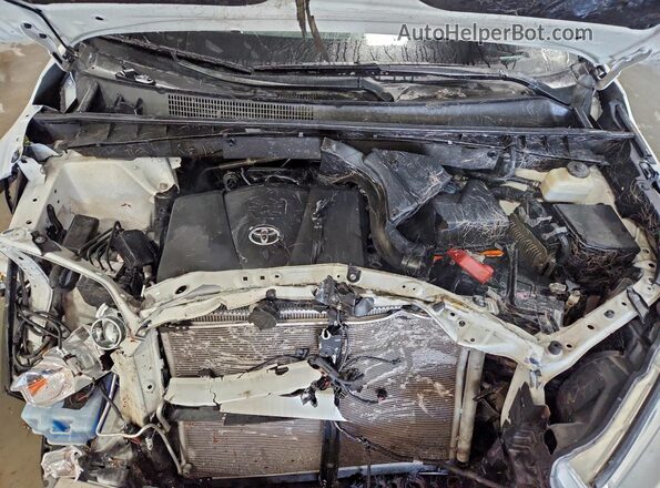 5TDJZRFH6JS880566 2018 TOYOTA HIGHLANDER White Engine compartment view
