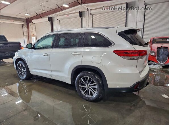 5TDJZRFH6JS880566 2018 TOYOTA HIGHLANDER White Rear left