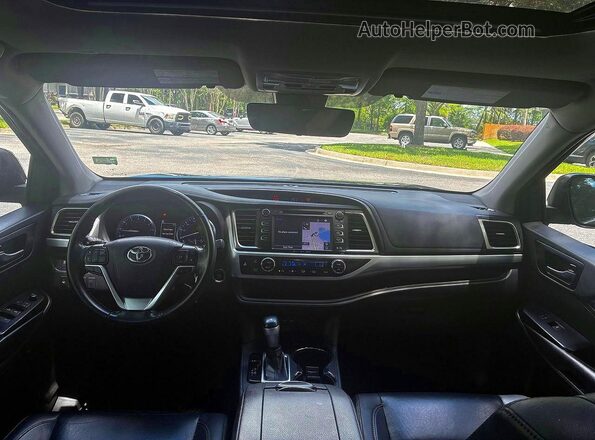 5TDJZRFH6KS604292 2019 TOYOTA HIGHLANDER Black Widok zestawu wskaźników