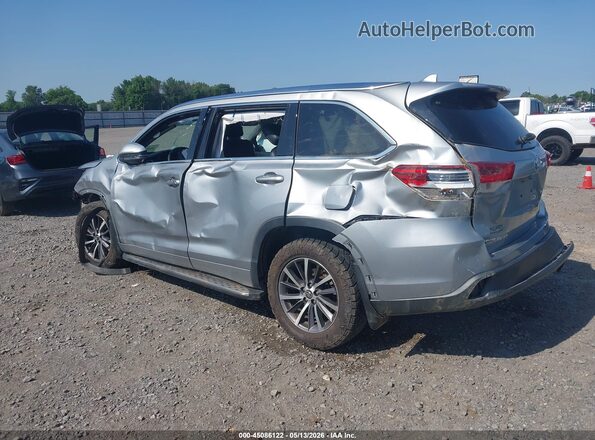 5TDJZRFH7HS407320 2017 TOYOTA LE Silver უკანა მარცხენა