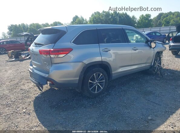 5TDJZRFH7HS407320 2017 TOYOTA LE Silver უკანა მარჯვენა