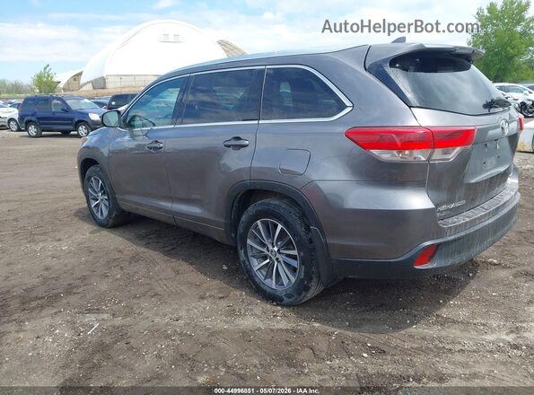 5TDJZRFH7HS435151 2017 TOYOTA LE Gray 