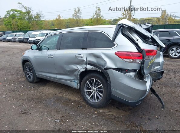 5TDJZRFH7JS485439 2018 TOYOTA LE Gray Trasero izquierdo