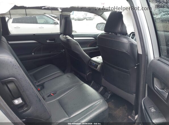 5TDJZRFH7JS485439 2018 TOYOTA LE Gray Vista de la etiqueta del VIN