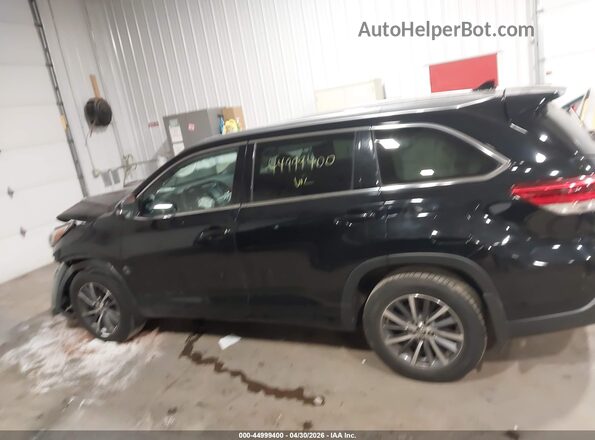 5TDJZRFH8HS437927 2017 TOYOTA LE Black Widok wnętrza 360 stopni