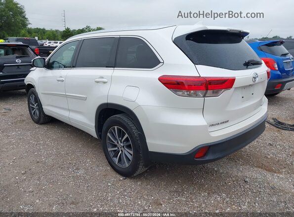 5TDJZRFH8HS448992 2017 TOYOTA HIGHLANDER White 