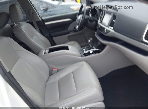 5TDJZRFH8HS448992 2017 TOYOTA HIGHLANDER White 