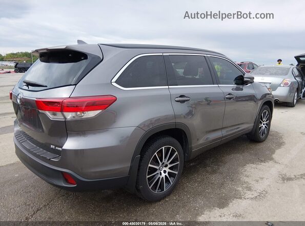 5TDJZRFH8JS540917 2018 TOYOTA HIGHLANDER Gray Rear right