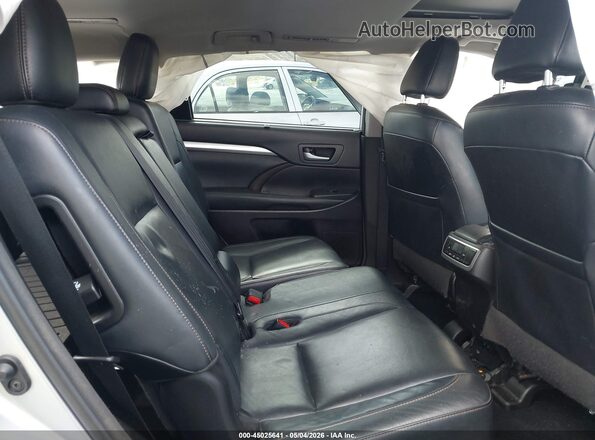 5TDJZRFHXJS526288 2018 TOYOTA LE Silver VIN კოდის სტიკერის ხედი