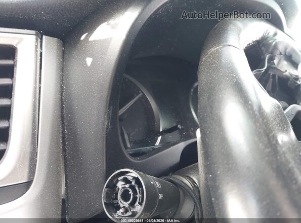 5TDJZRFHXJS526288 2018 TOYOTA LE Silver უკანა სავარძლების ხედი