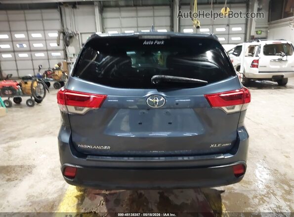 5TDJZRFHXJS900169 2018 TOYOTA HIGHLANDER Blue 