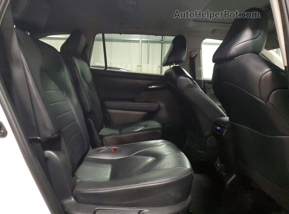 5TDKBRCH0SS646602 2025 TOYOTA HIGHLANDER Белый 