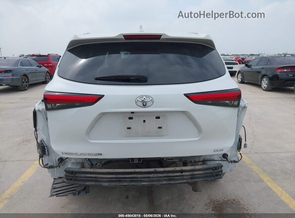 5TDKDRAH6PS000341 2023 TOYOTA LE White 