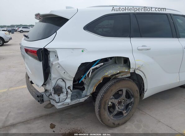 5TDKDRAH6PS000341 2023 TOYOTA LE White 
