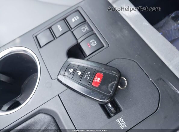 5TDKDRAH6PS524962 2023 TOYOTA LE Серебряный Вид панели приборов