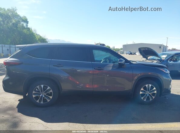 5TDKDRBH1SS588656 2025 TOYOTA HIGHLANDER Gray Սալոնի հետևի տեսք