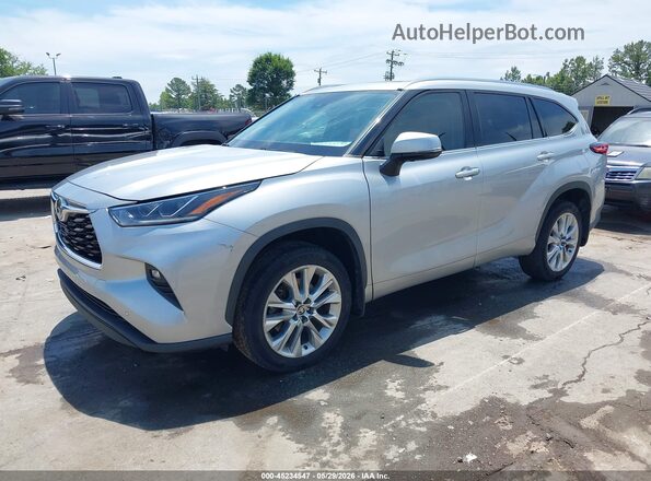 5TDKDRBH2PS035635 2023 TOYOTA HIGHLANDER Silver Vista tres cuartos delantera izquierda