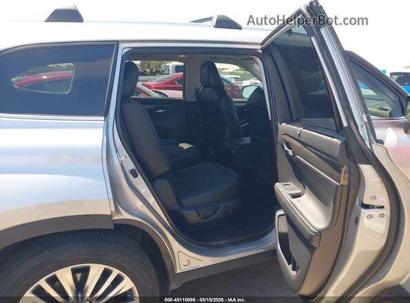 5TDKDRBH2RS048713 2024 TOYOTA HIGHLANDER Silver VIN sticker view